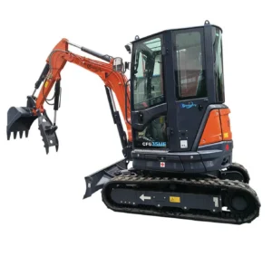 2.8 Ton, Kubota Diesel Engine Mini Excavator w/ Hydraulic Thumb | CFG-35UF