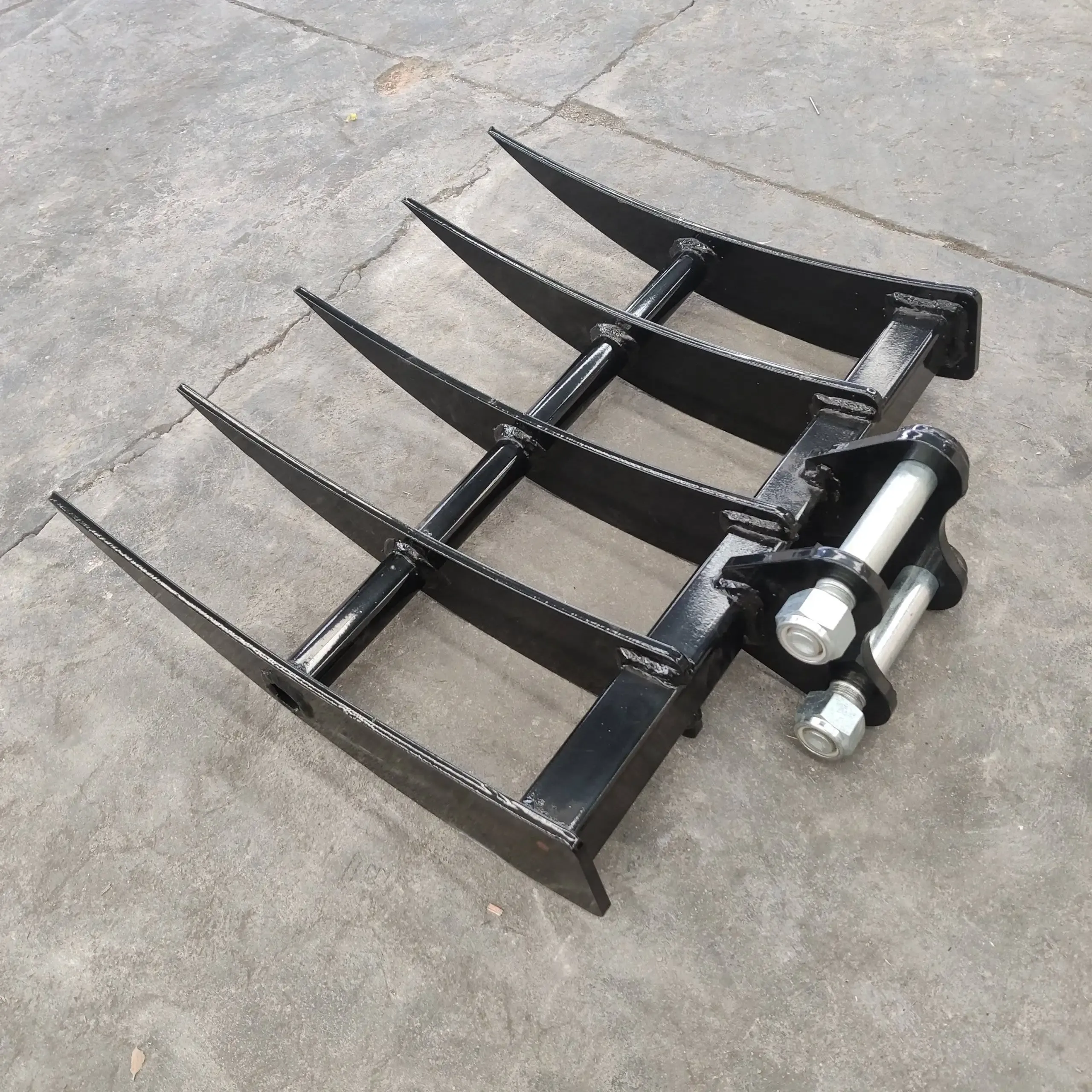 Rake Mini Excavator Attachment for Grading, Leveling, Loosening , Removing Soil Rake Mini Excavator Attachment for Grading, Leveling, Loosening , Removing Soil