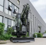 TYPHON TERROR XXV Diesel Mini Excavator 2.7 Ton, 25.1 hp Kubota D1105 RetractableTracks, AC Cabin